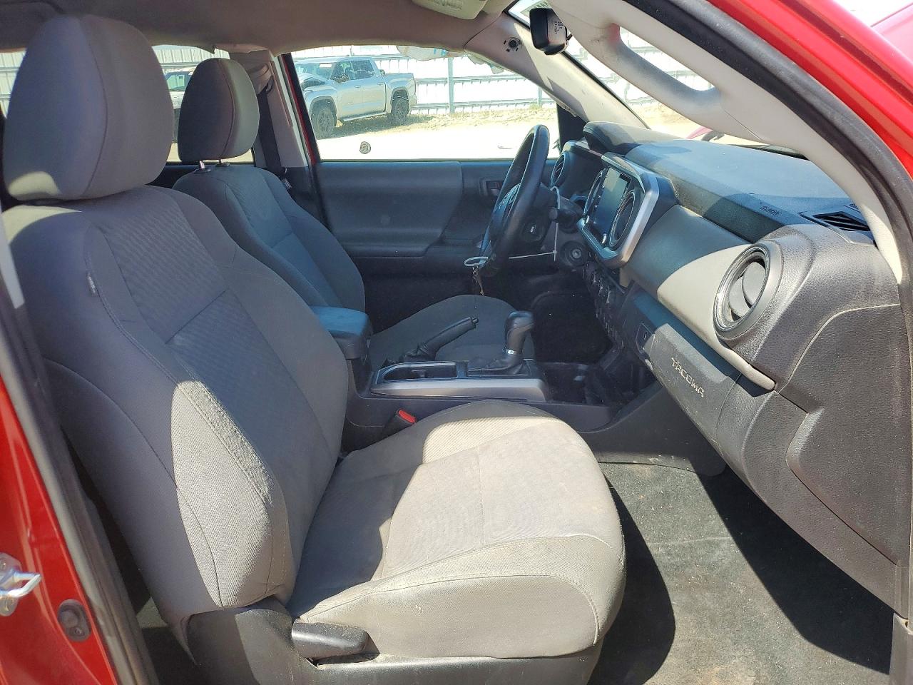 Toyota Tacoma Sr5 V6