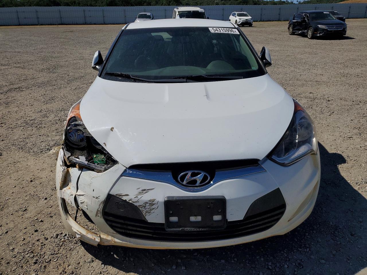 Hyundai VELOSTER Base