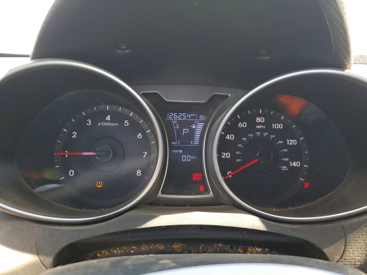 Hyundai VELOSTER Base