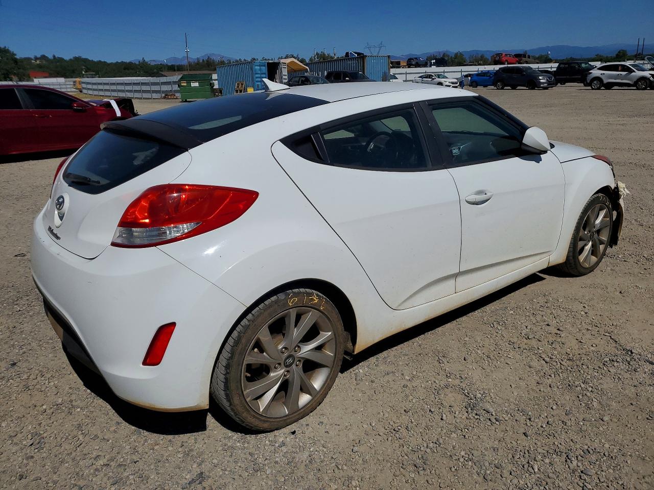 Hyundai VELOSTER Base