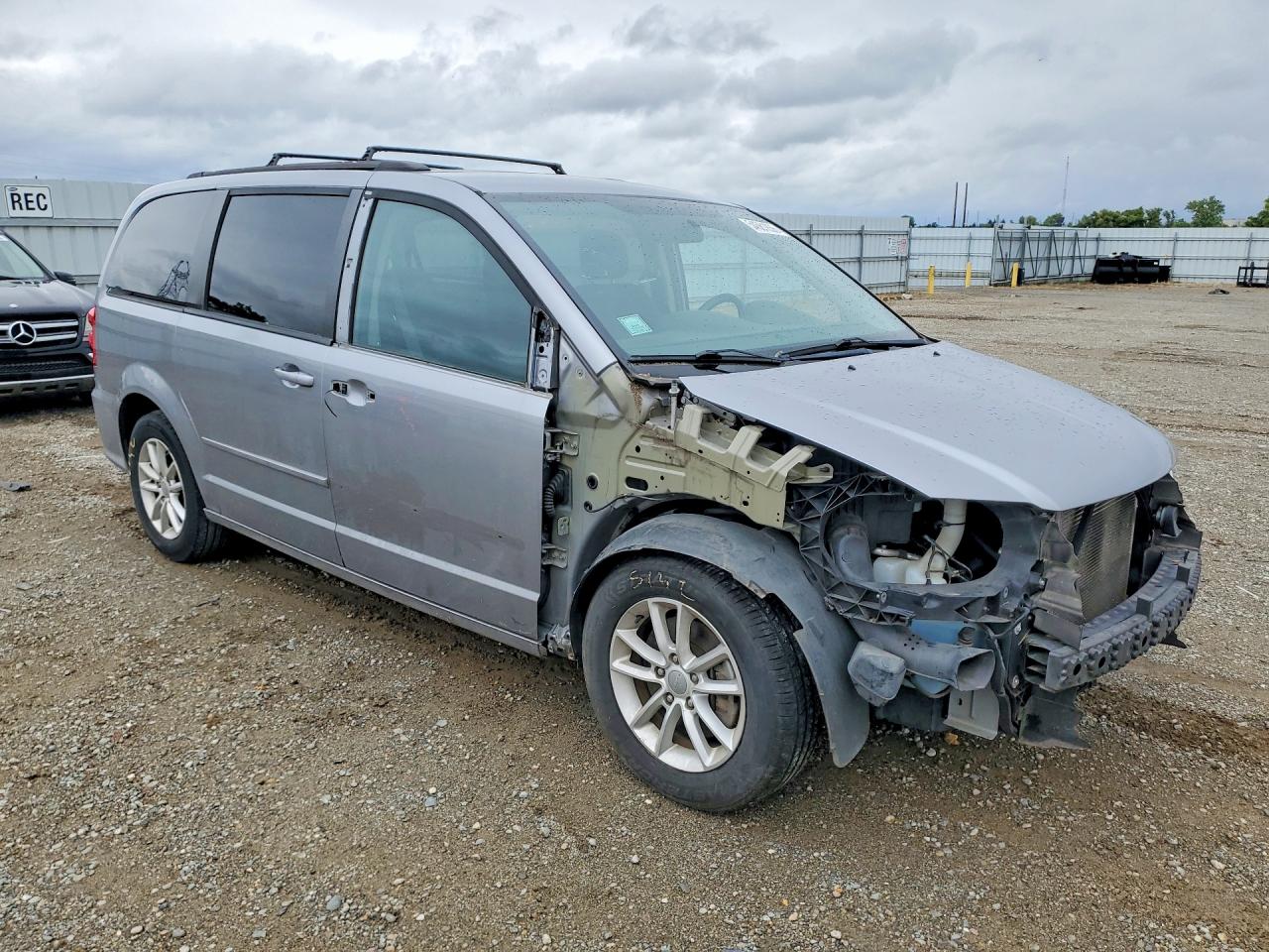 Dodge Caravan Sxt