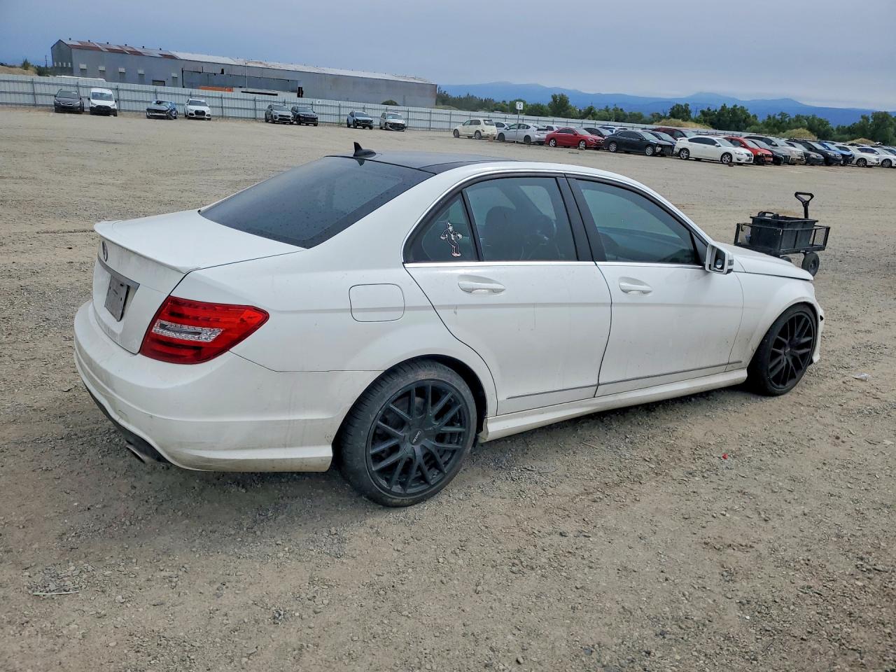 Mercedes-Benz C-Class 300 4matic