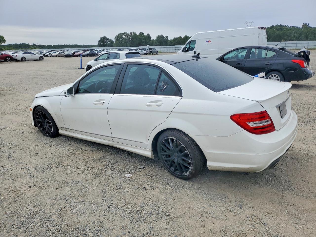 Mercedes-Benz C-Class 300 4matic
