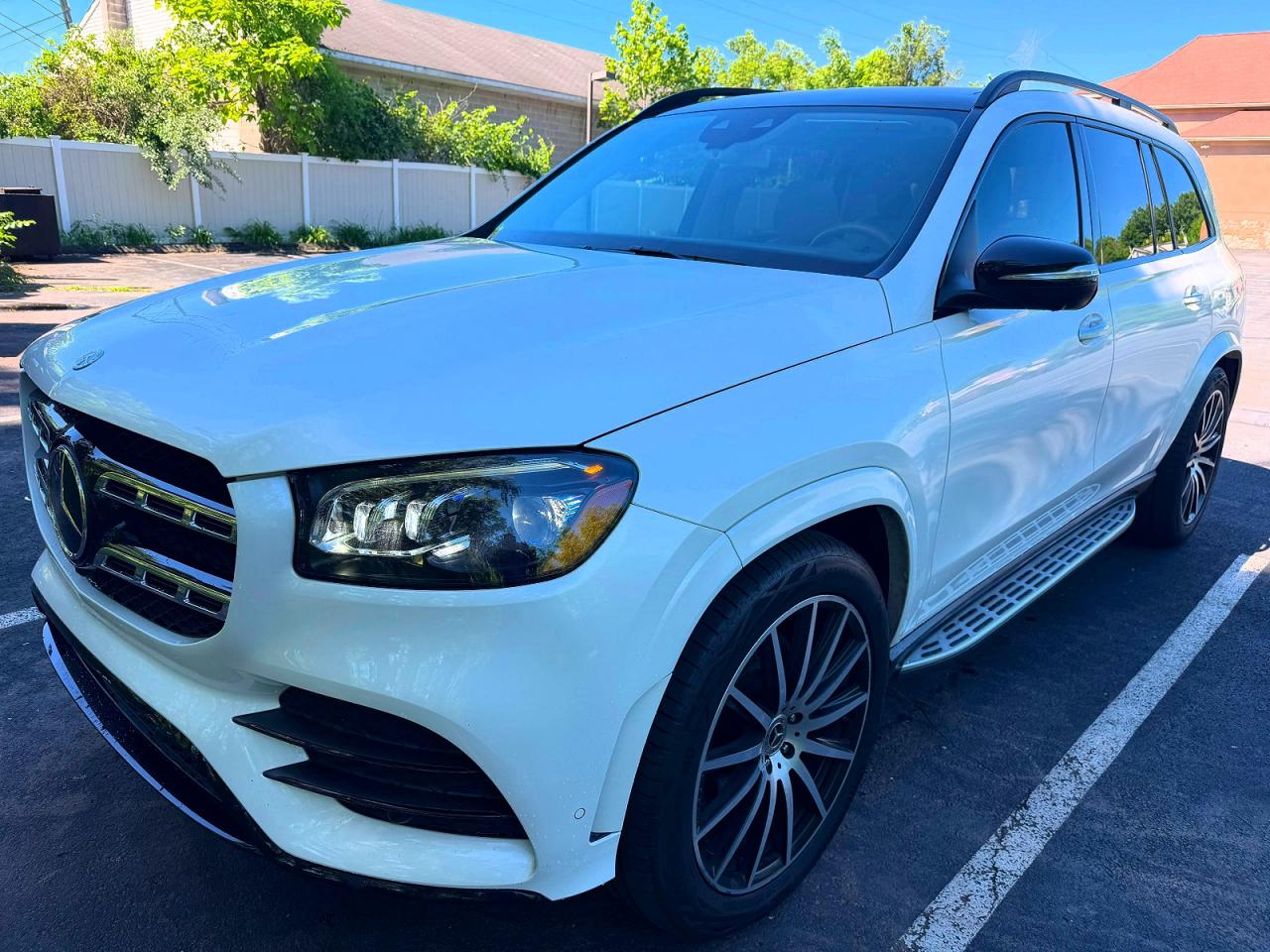 Salvage Mercedes-Benz Gls-class Image