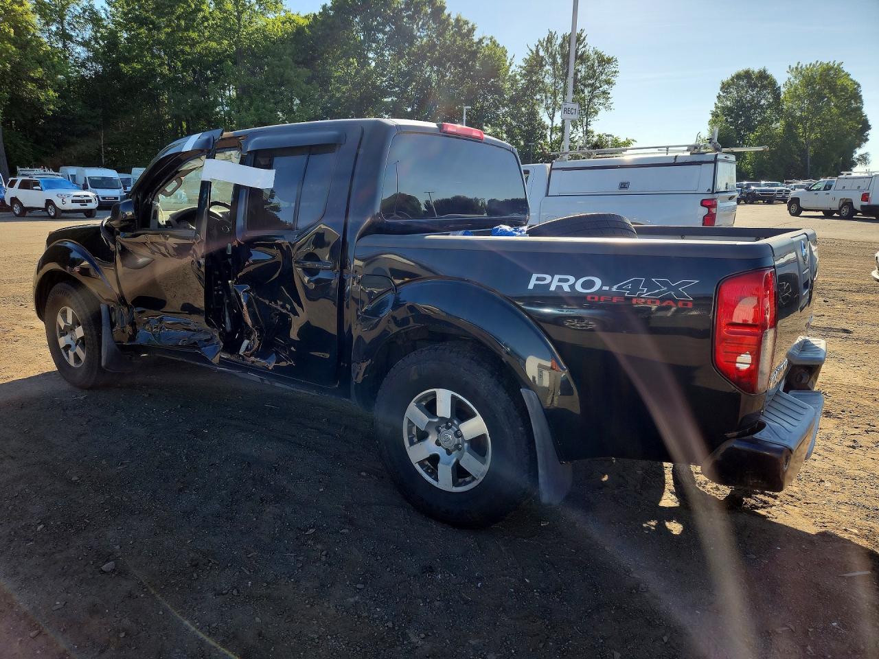 Nissan Frontier S