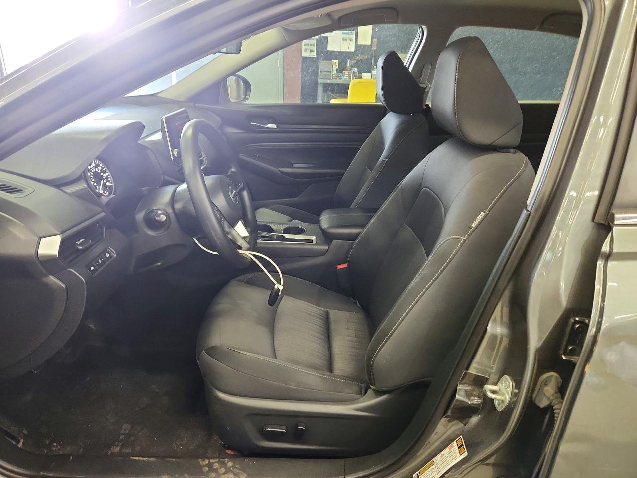 Nissan Altima S