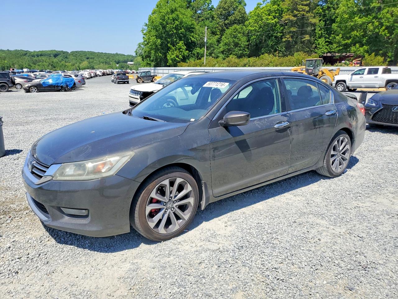Salvage Honda Accord Image