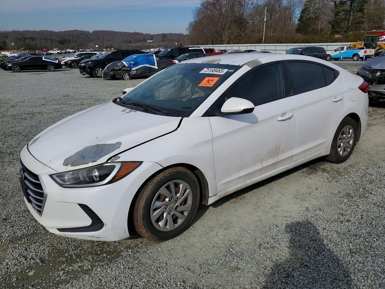 Salvage Hyundai ELANTRA Image