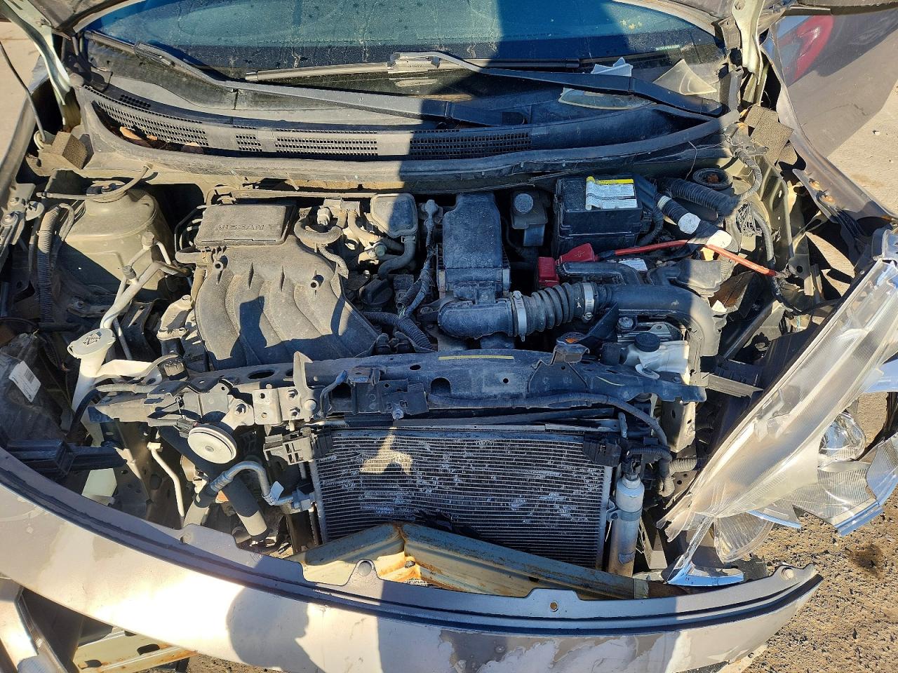Nissan Versa 1.6 Sv