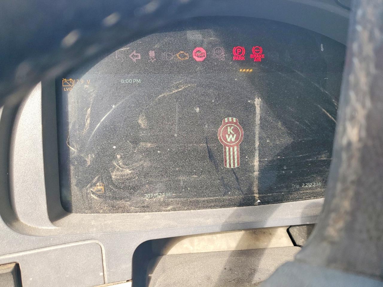 Kenworth T880