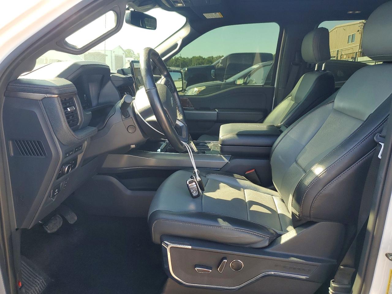 Ford F-150 Lightning Pro