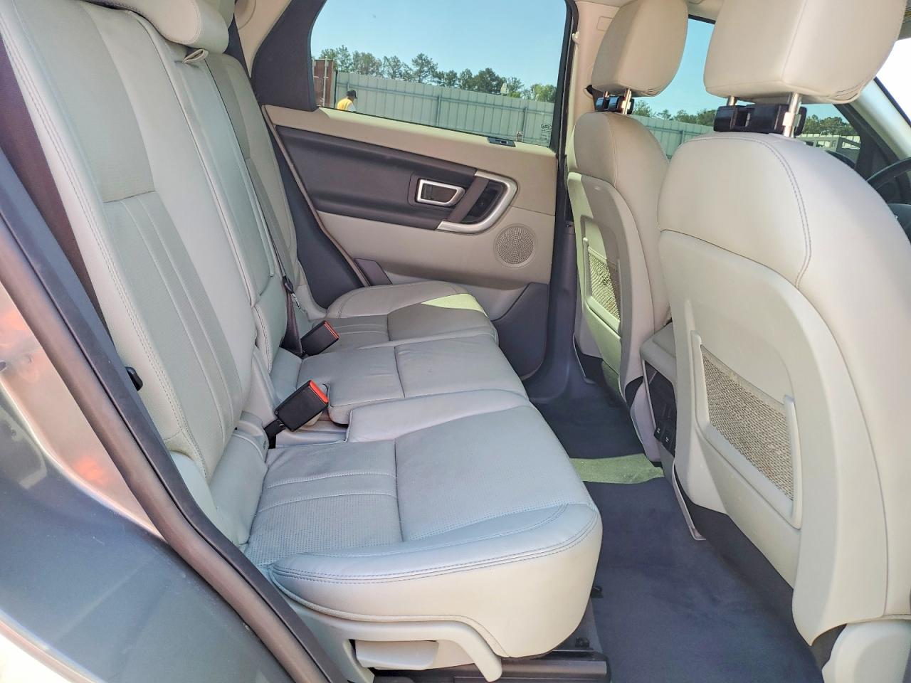 Land Rover Discovery Se