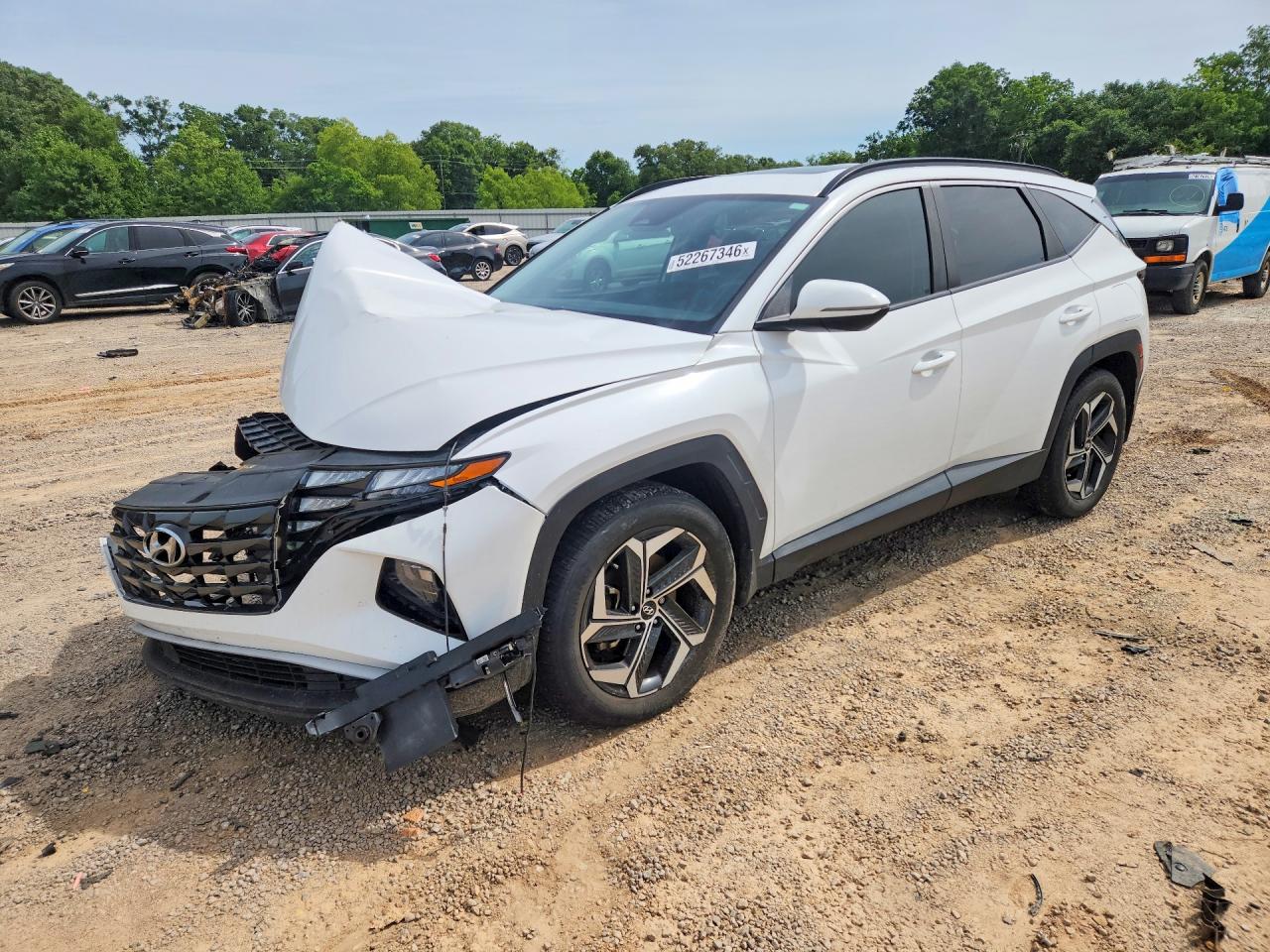 Salvage Hyundai TUCSON Image