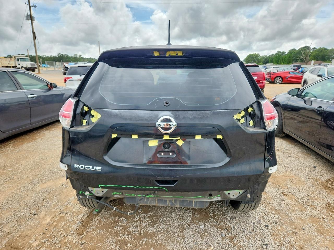 Nissan Rogue S