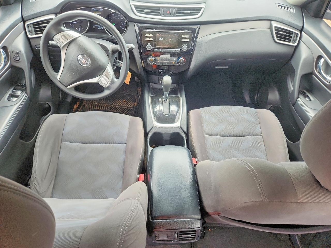 Nissan Rogue S