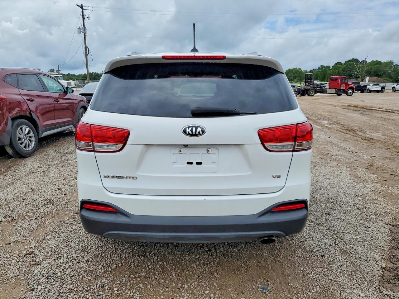 Kia Sorento Lx V6
