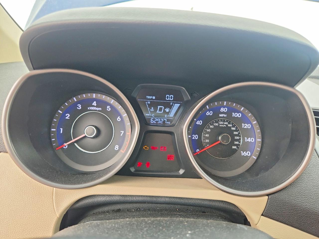 Hyundai ELANTRA Se