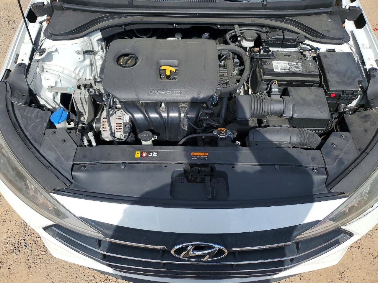 Hyundai ELANTRA Sel