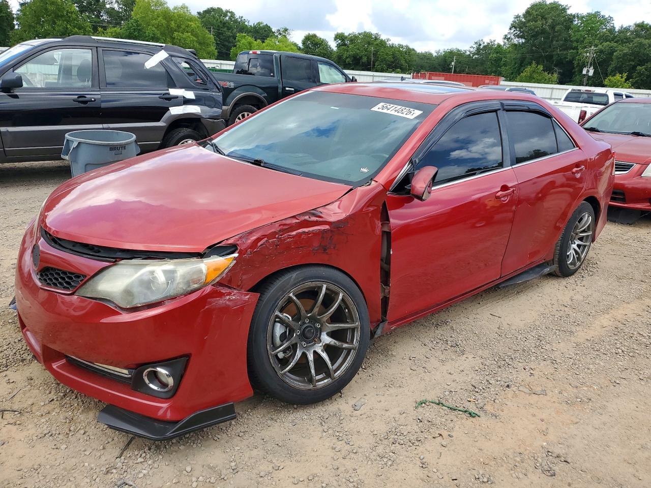 Salvage Toyota Camry Image