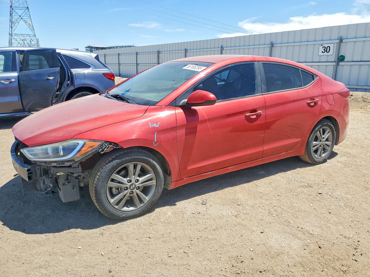 Salvage Hyundai ELANTRA Image