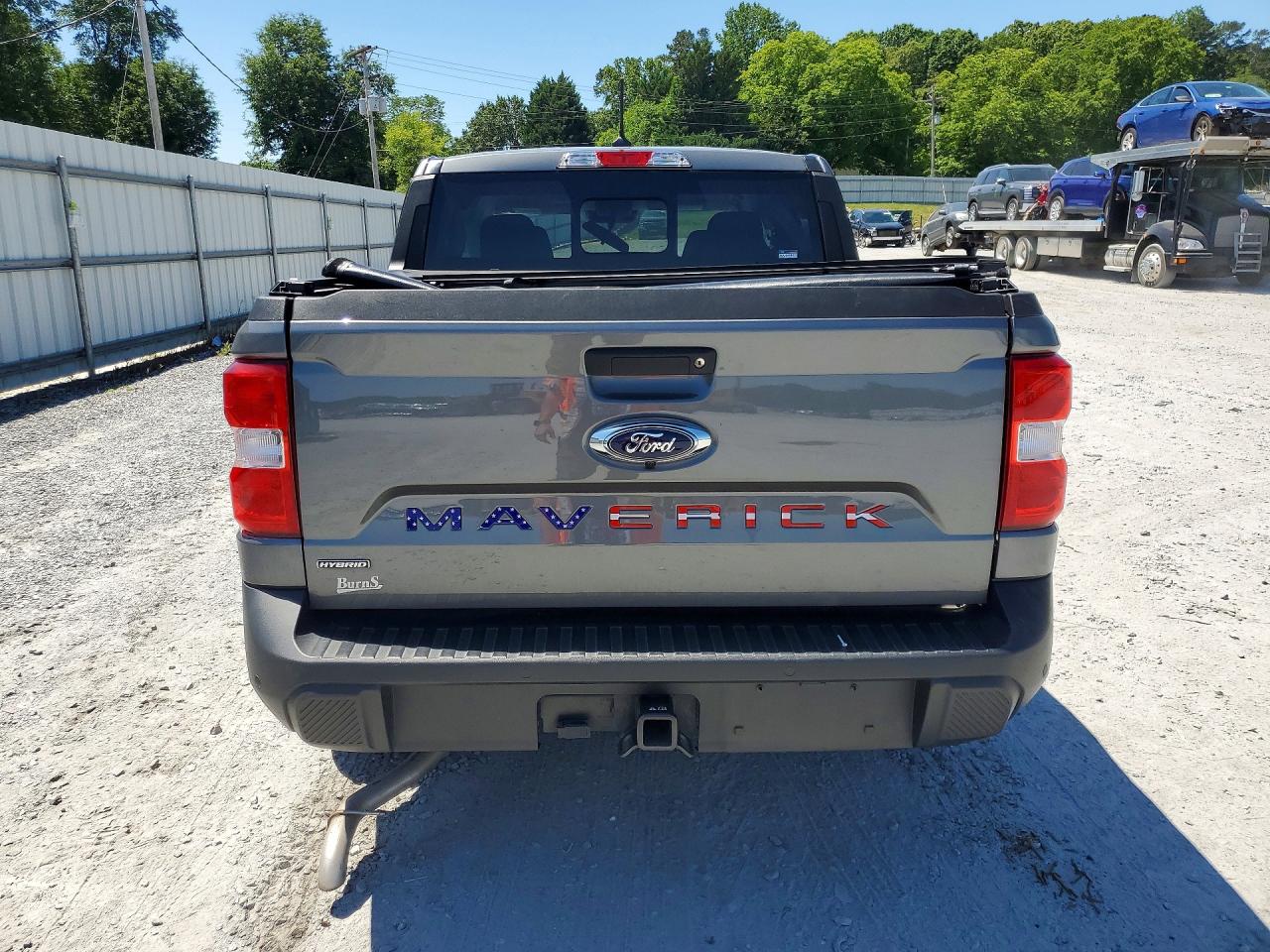 Ford Maverick Lariat