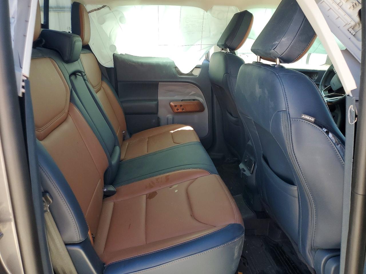 Ford Maverick Lariat