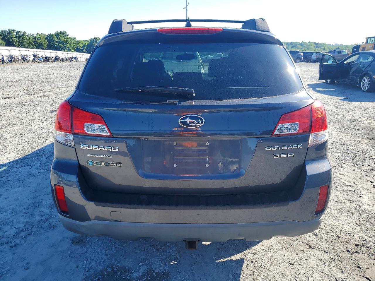 Subaru Outback 3.6r Limited