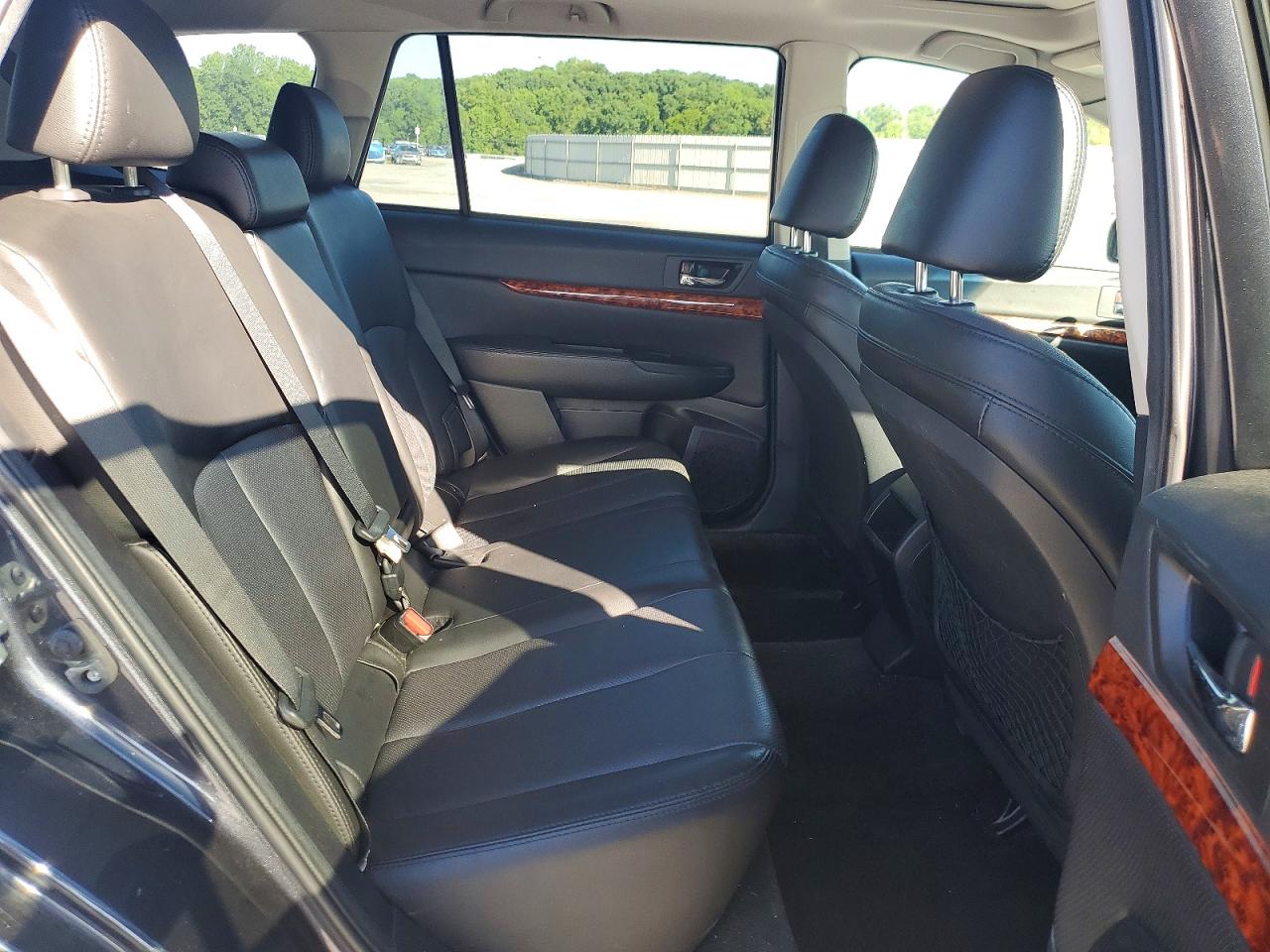 Subaru Outback 3.6r Limited