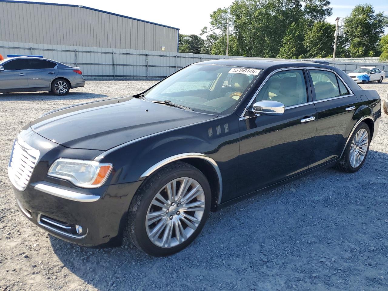 Salvage Chrysler 300 Image