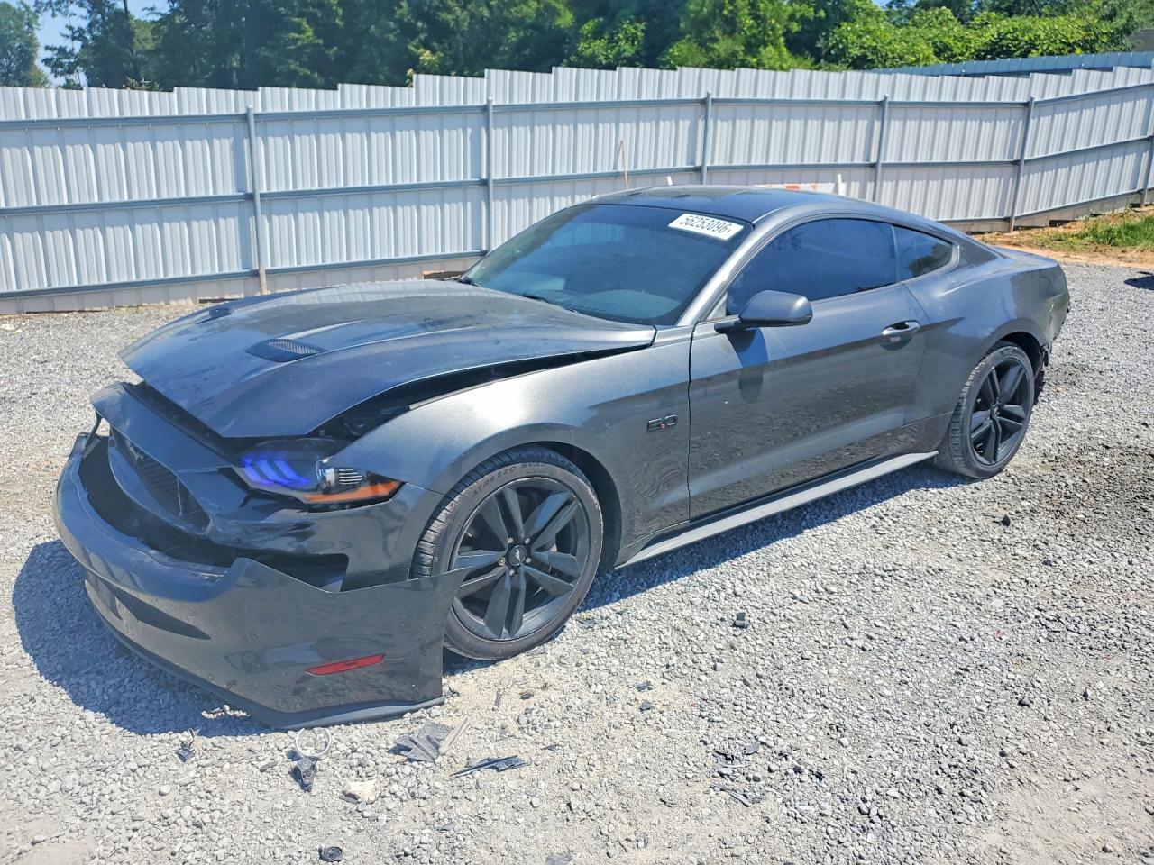 Salvage Ford Mustang Image