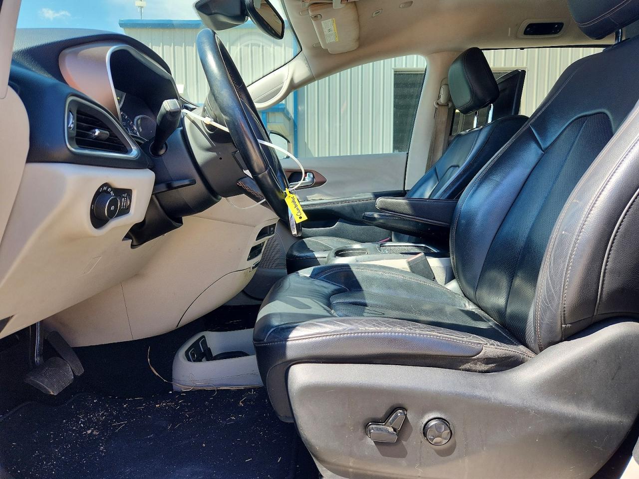 Chrysler Pacifica Touring L Plus