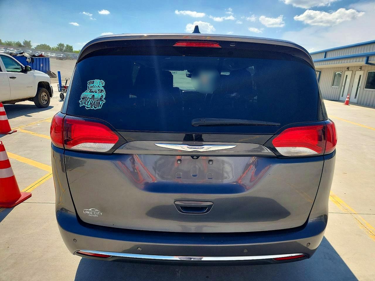 Chrysler Pacifica Touring L Plus