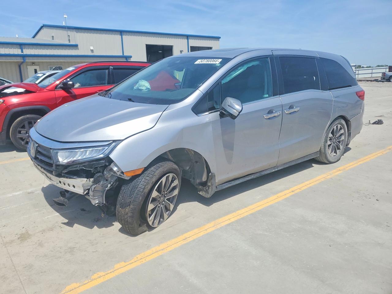 Salvage Honda Odyssey Image