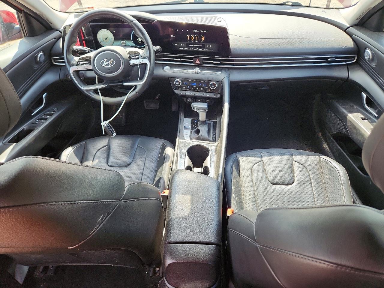 Hyundai ELANTRA Limited