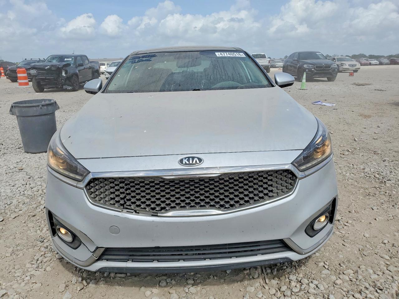Kia Cadenza Premium