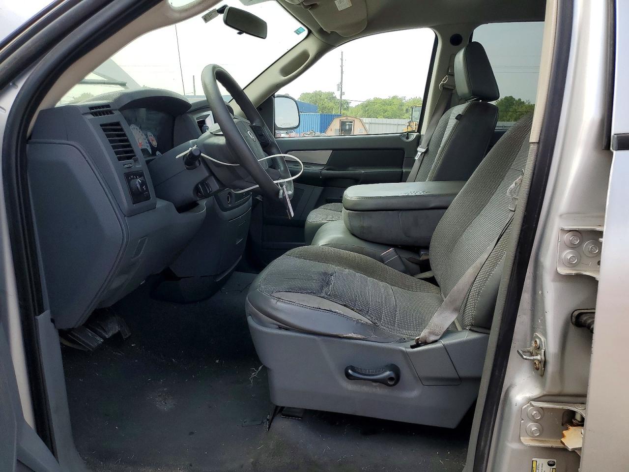 Dodge Ram 1500 S St