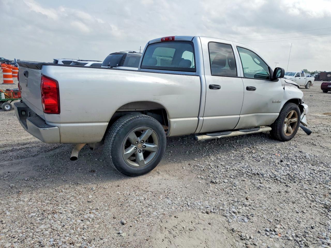 Dodge Ram 1500 S St