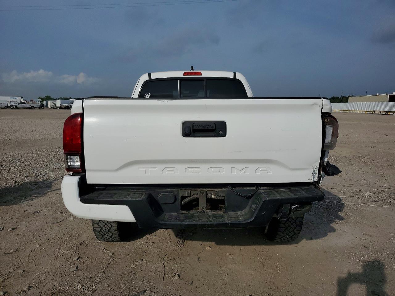 Toyota Tacoma Sr