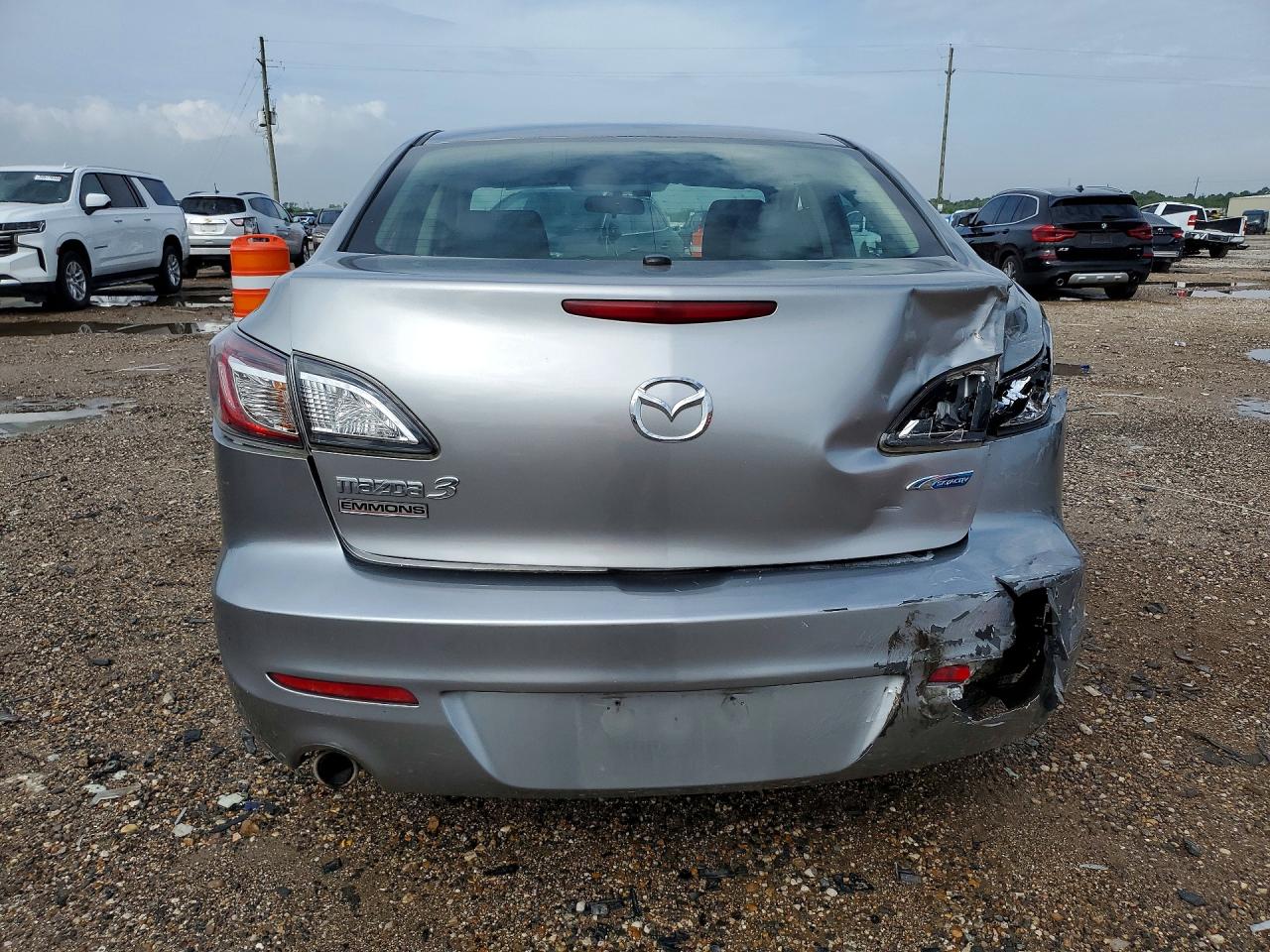 Mazda 3 I