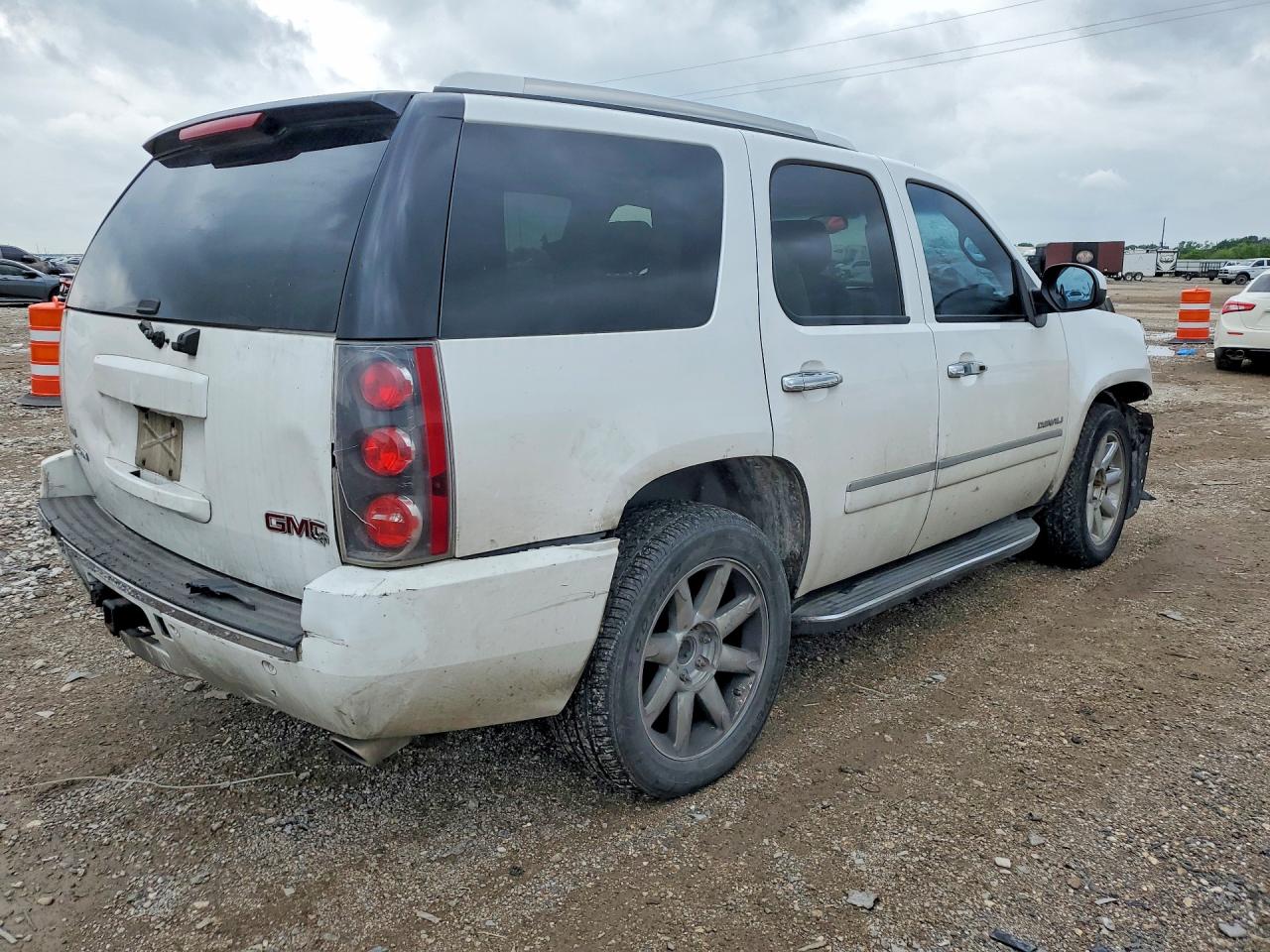 GMC Yukon Denali