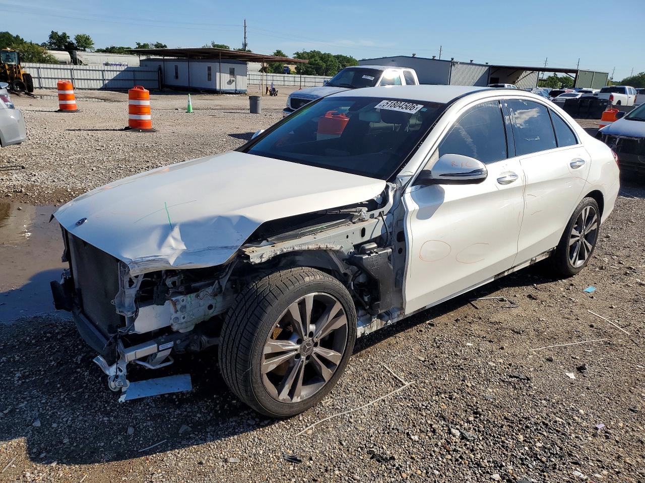Salvage Mercedes-Benz C-Class Image