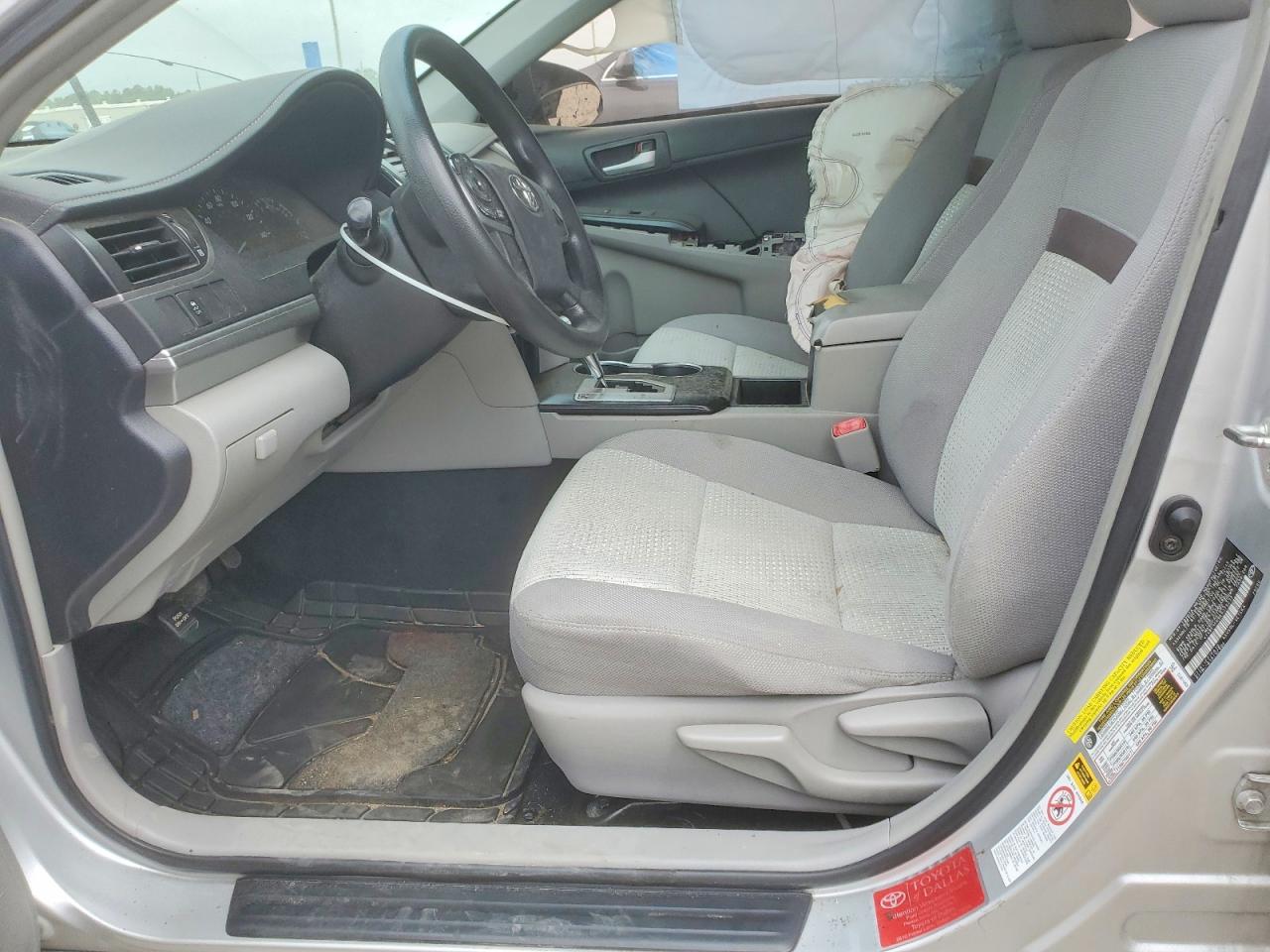Toyota Camry L