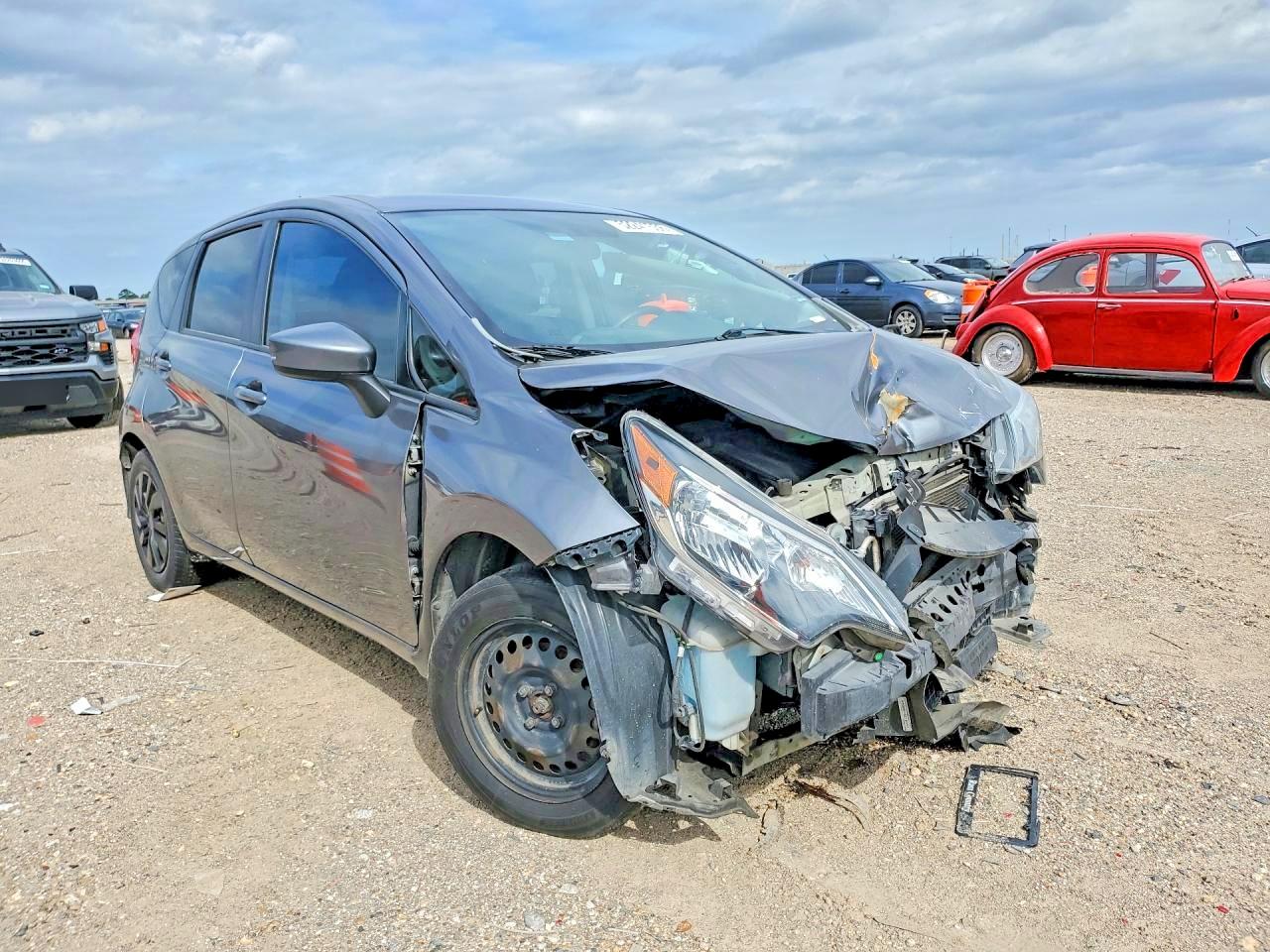 Nissan Versa Sv