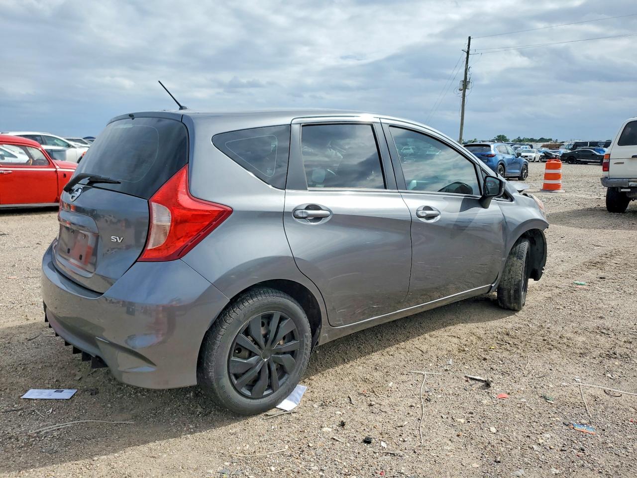 Nissan Versa Sv