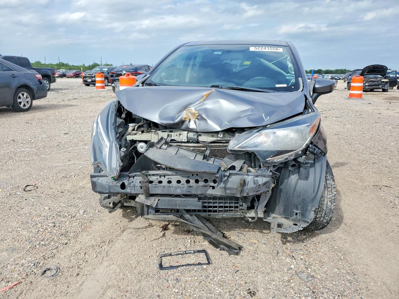 Nissan Versa Sv