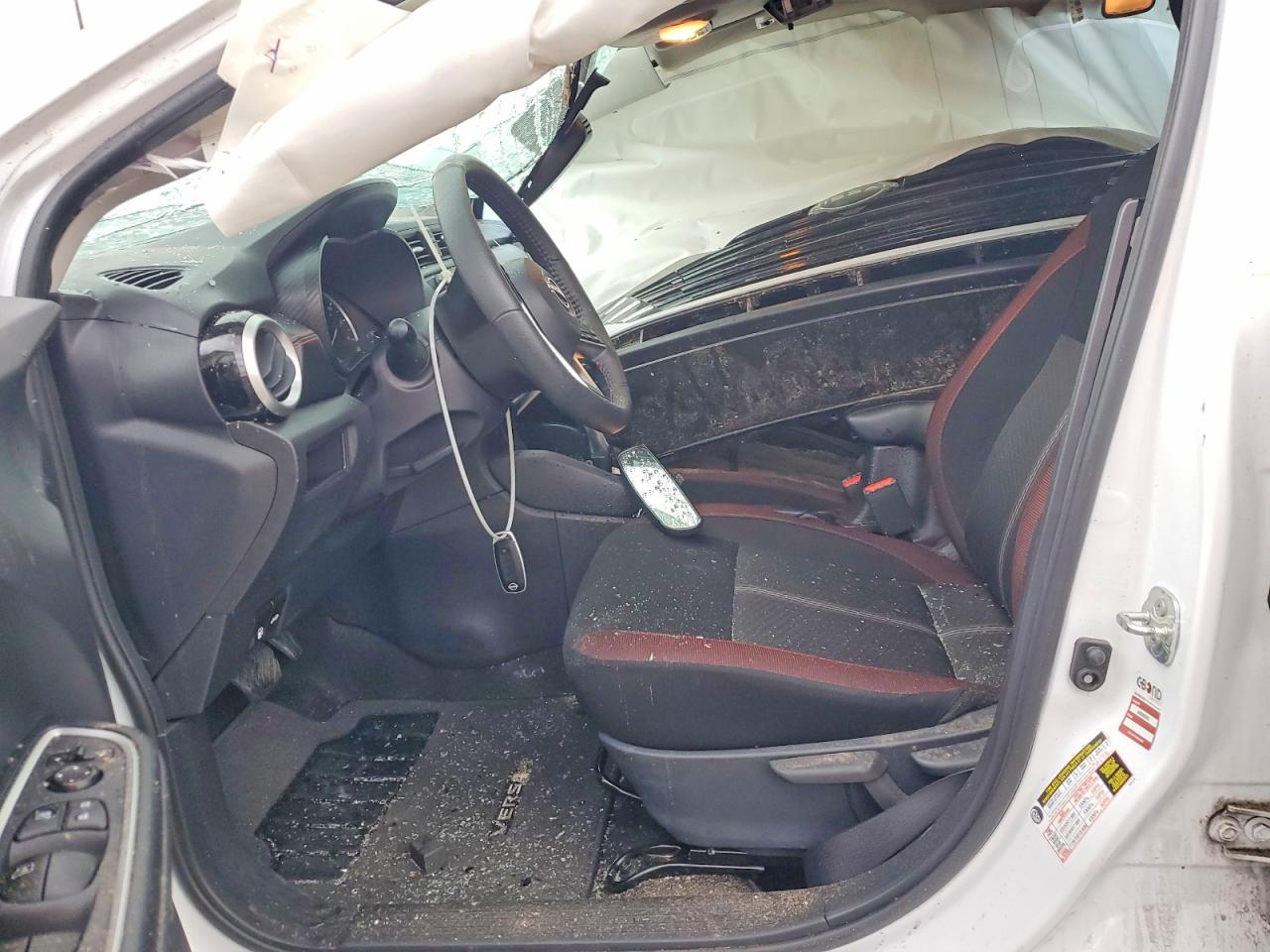 Nissan Versa Sr