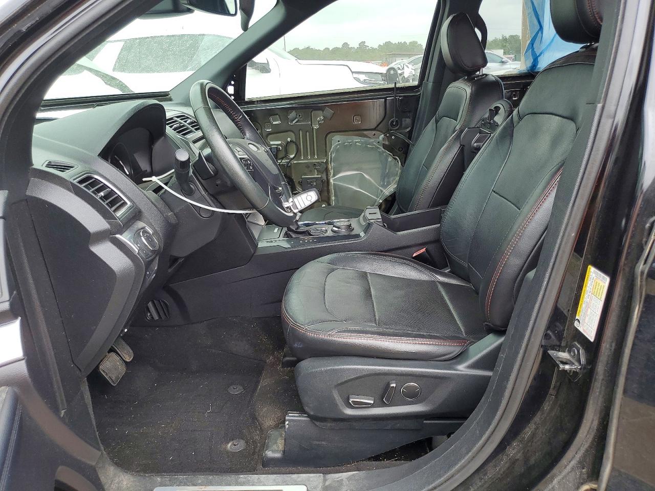 Ford Explorer Sport