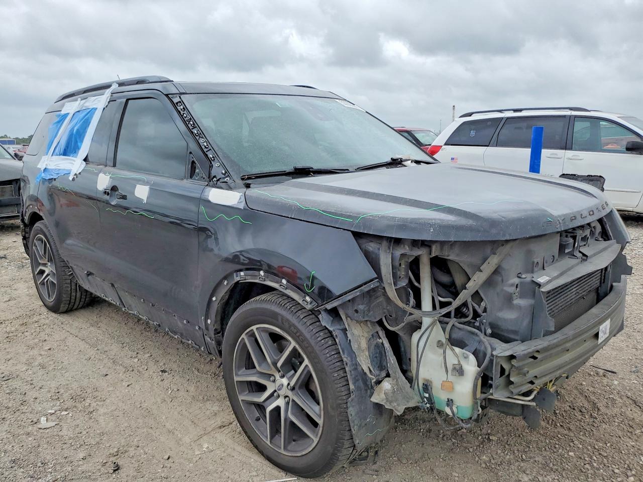 Ford Explorer Sport