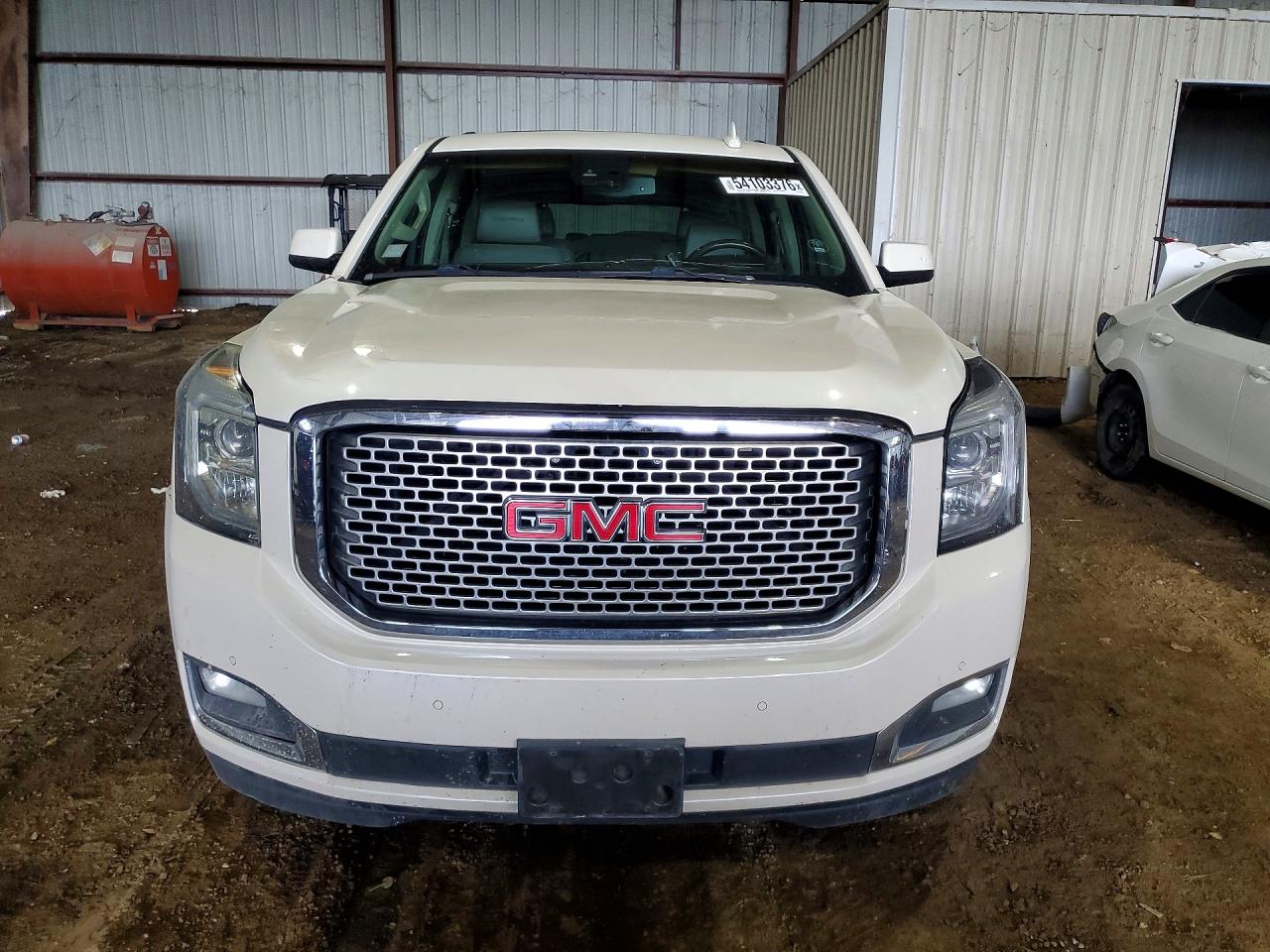 GMC Yukon Denali