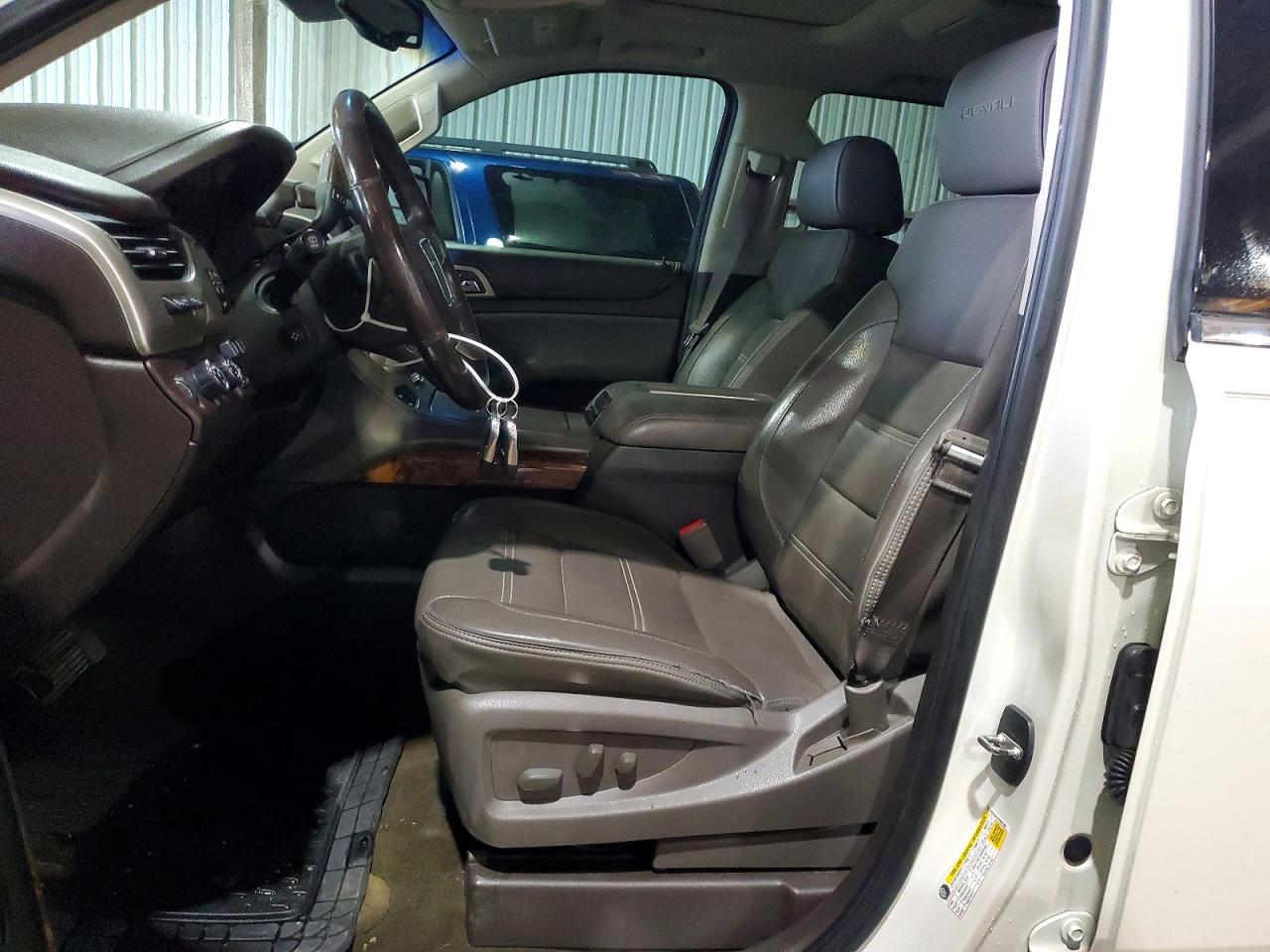 GMC Yukon Denali